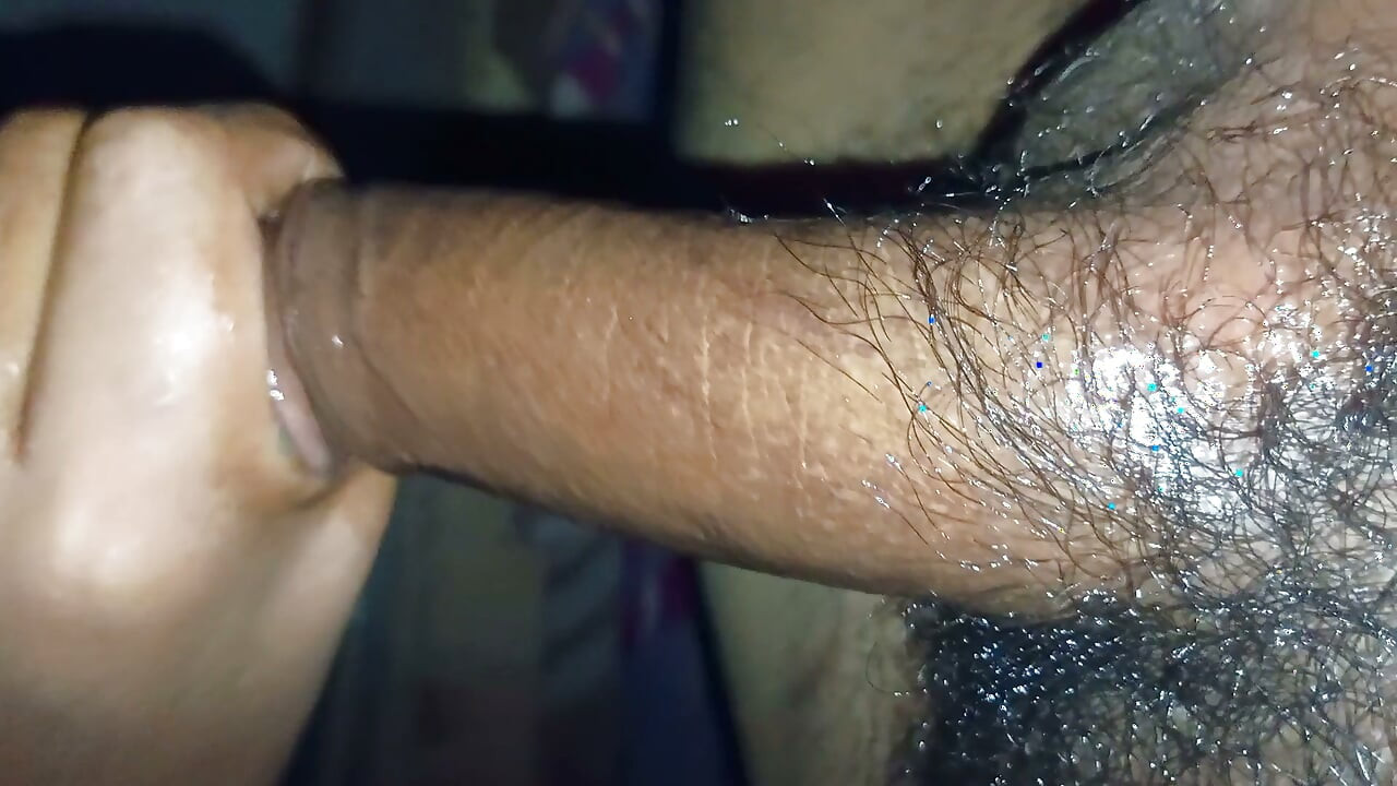 The woman who is not satisfied. Whatever age. If you want to be satisfied, SMS me. Only Mumbai women will remain hidden