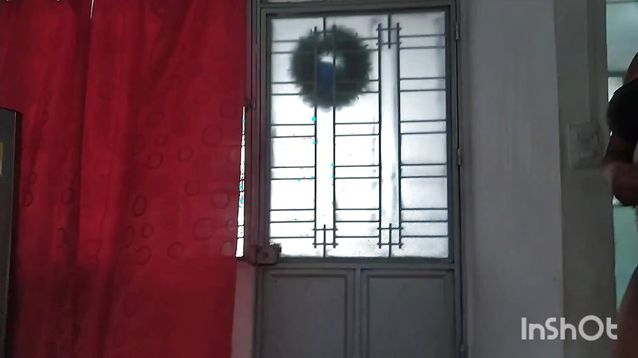 Jeg knepper naboen, der er meget lækker med en meget stor røv - Del 6