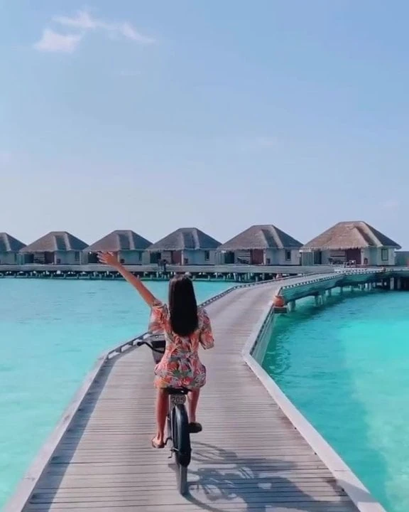 Milf in the Maldives