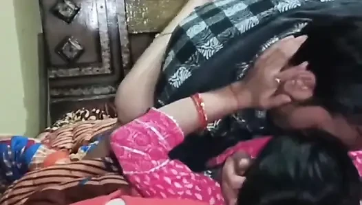 Gadis perawan India dientot habis-habisan sama pacarnya 1