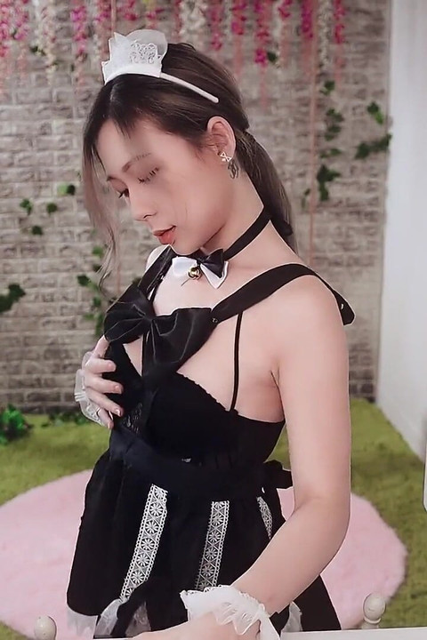 Chinese maid masturbation - Perv Milfs n Teens