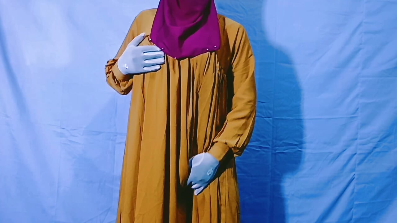 Desi village Bhabhi Bangladeshi hijabi Muslim