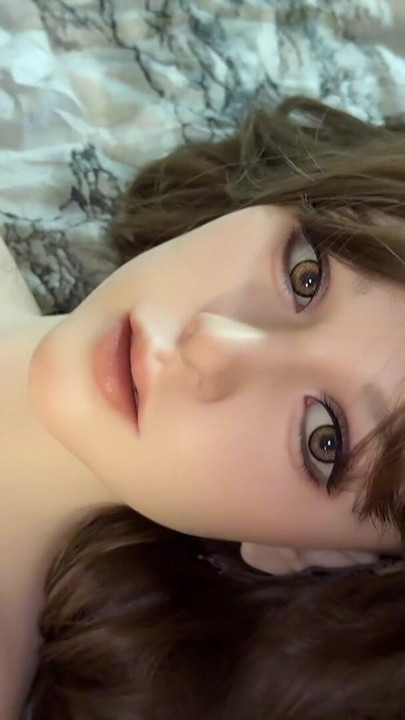 Threesome with Montanasvibe and Hanidoll | Clip 1