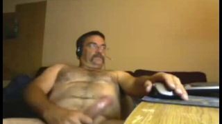 Hairy Daddy Perving out Unknown p