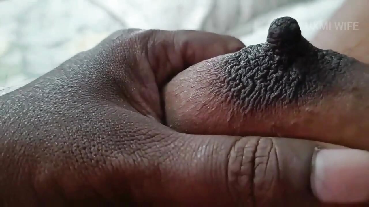 Nude Massage to Wife by Neighbor -5