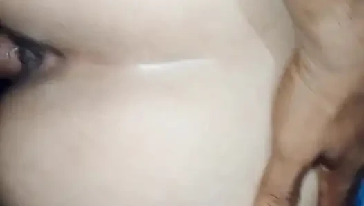 Antony... Pantat bahenol gadis hot ini dientot habis-habisan di akhir pekan...