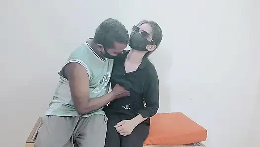 Video seks pertama gadis desa india pertama kali dientot sama pacarnya di desa