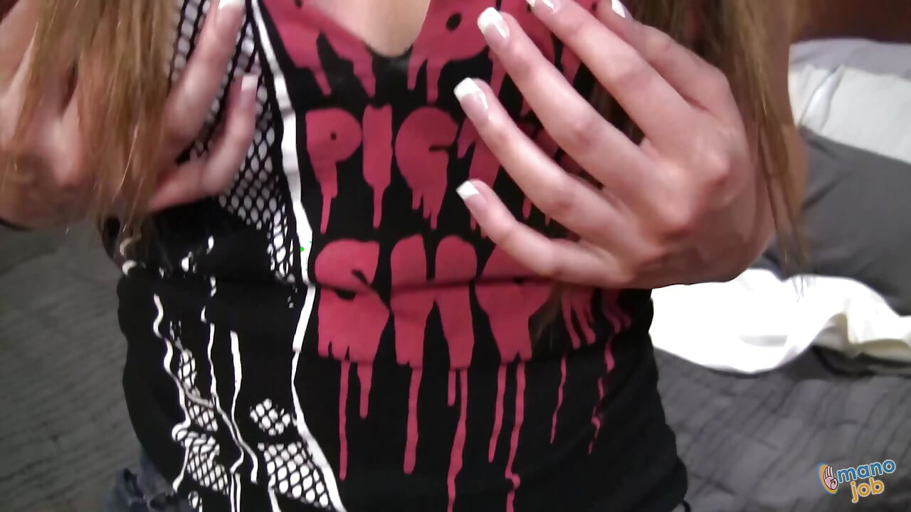 Мила Кассандра коаксує сперму!