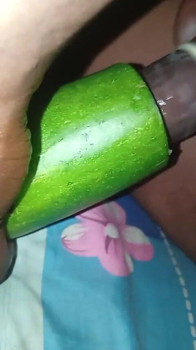 Trans gender dude bang his baby. | Clip 1