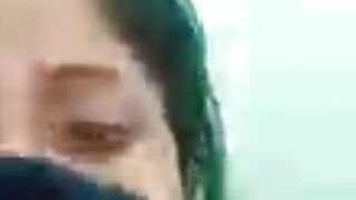 India esposa estilo perrito sexy video esposa viral del pueblo Chodnaa Hai Shach Me