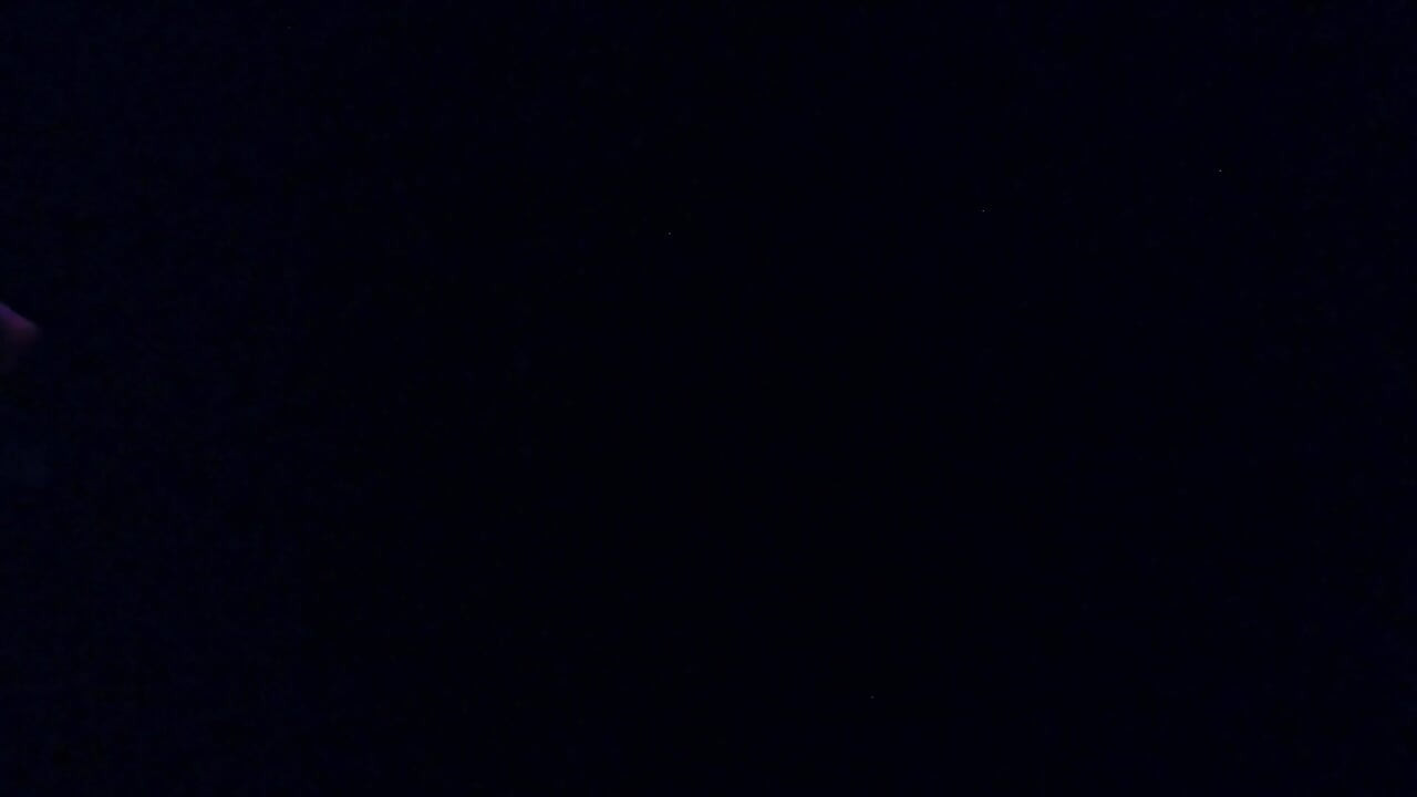 Moja nova azijska čistačica kuće ima divnu guzu i voli me jahati