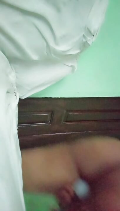 Masturbation avec un gode