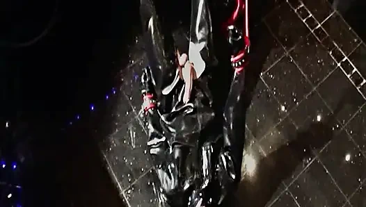 Nasty Cold Water Treatment for the Rubber Slave