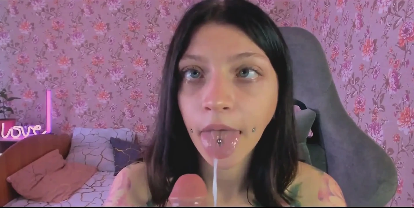 Sloppy Blowjob with Ahegao and Saliva Is What You Need Right Now!