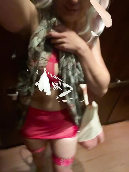 سوزي وايلد تعشق الشيباري والحلق