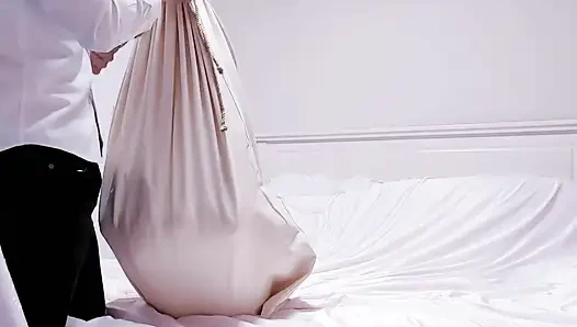 sempit cewek ini dengan ganas