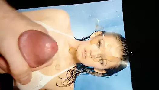 Keeley hazell döl lekeli haraç