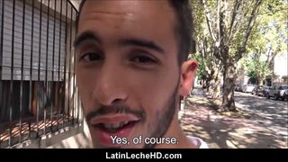 Jonge hetero latino twink geneukt door een vreemde voor geld pov