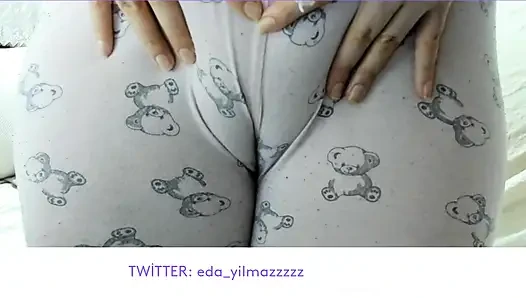 CAMELTOE- PIYAMA- MEMEK YANG DIBELAI- MEMEK BENGKAK