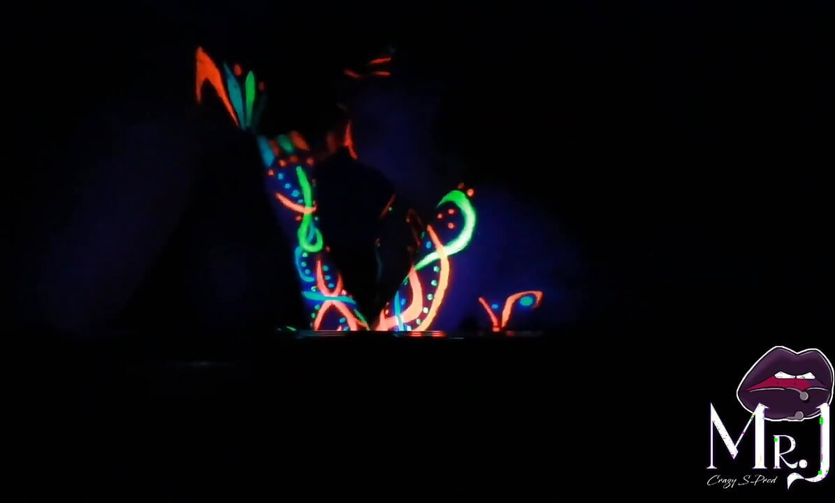Sex and Uv Painting with Nyx & Dmona