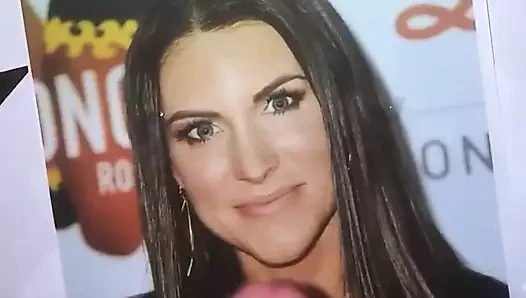 Tanrıçam Stephanie Mcmahon'a boşalıyor