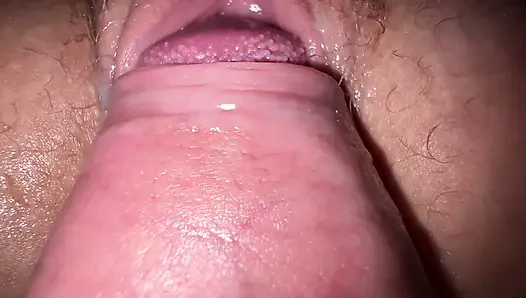 Ngentot memek beblut ketat, seks ekstrem close up