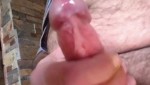 Masturbación con la mano en el asado