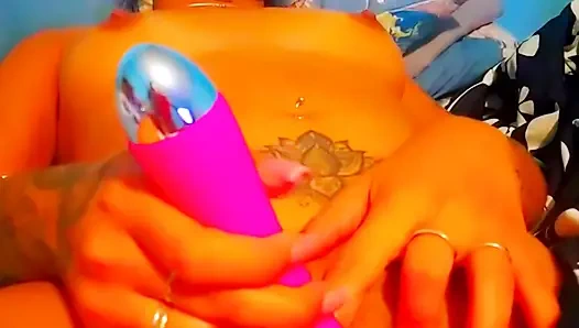 My Boyfriend Likes to Record Me While I Dance to Him Very Sensually and I End up as He Likes, That I Get Multiorgasmic