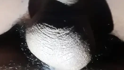 Sri lankan cheating wife fucked by next door man in the morning while i calling her phone