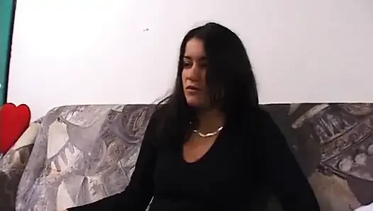 Güzel hatun oyuncu seçmelerinde kendini tatmin ediyor