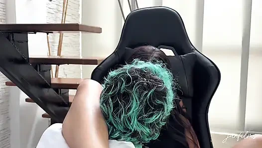 KAMU PUNYA MEMEK TEBAL!!