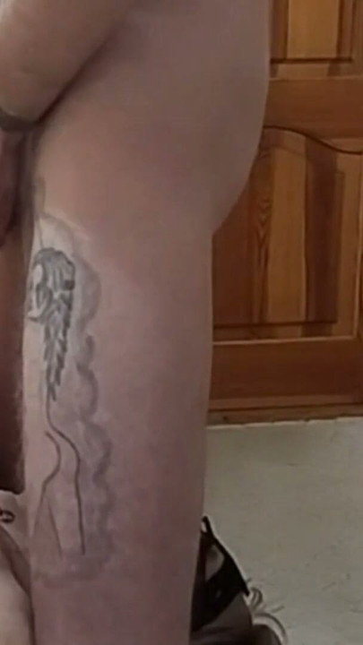I masturbate my cock on a naked fat woman and cum on her big tits close up | Clip 2
