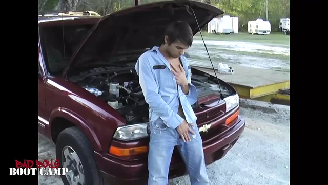 Naughty Twink Payton Connely Easily Got Distracted At Work