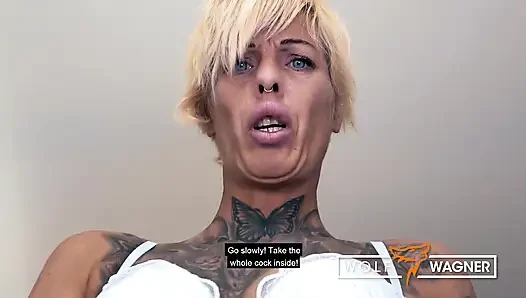 Heiße unterfickte MILF Vicky Hundt ist leicht wegzuficken! WOlf Wagner