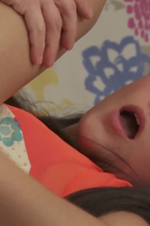 Pretty teen moans while fucking hard after being pampered with the toys