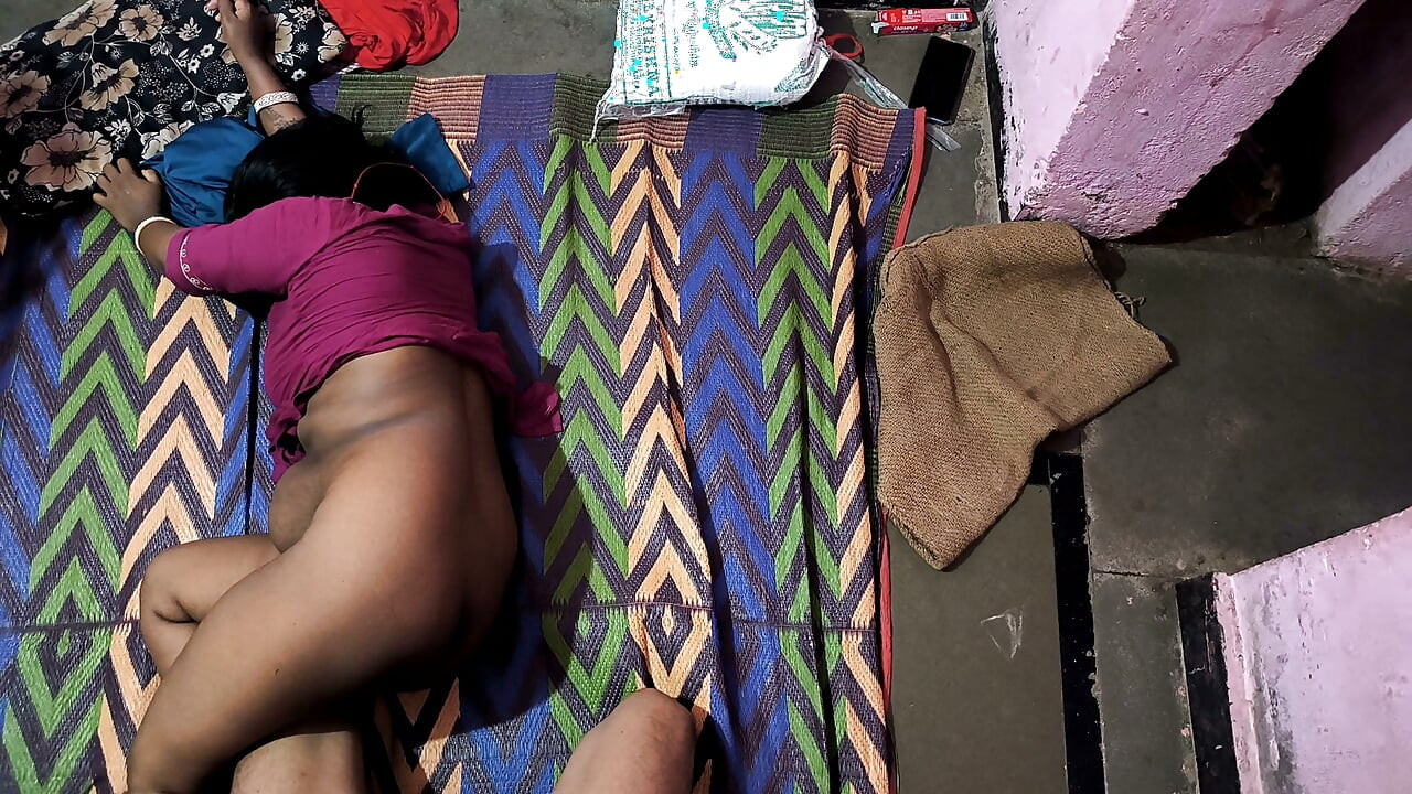 Ela vai foder qualquer um que mente - Rouzluxury