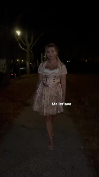 Dirndl slut