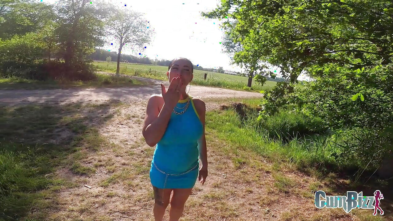 Because it's Stepdaddy's day I will let you fuck me in the ass and smash it!