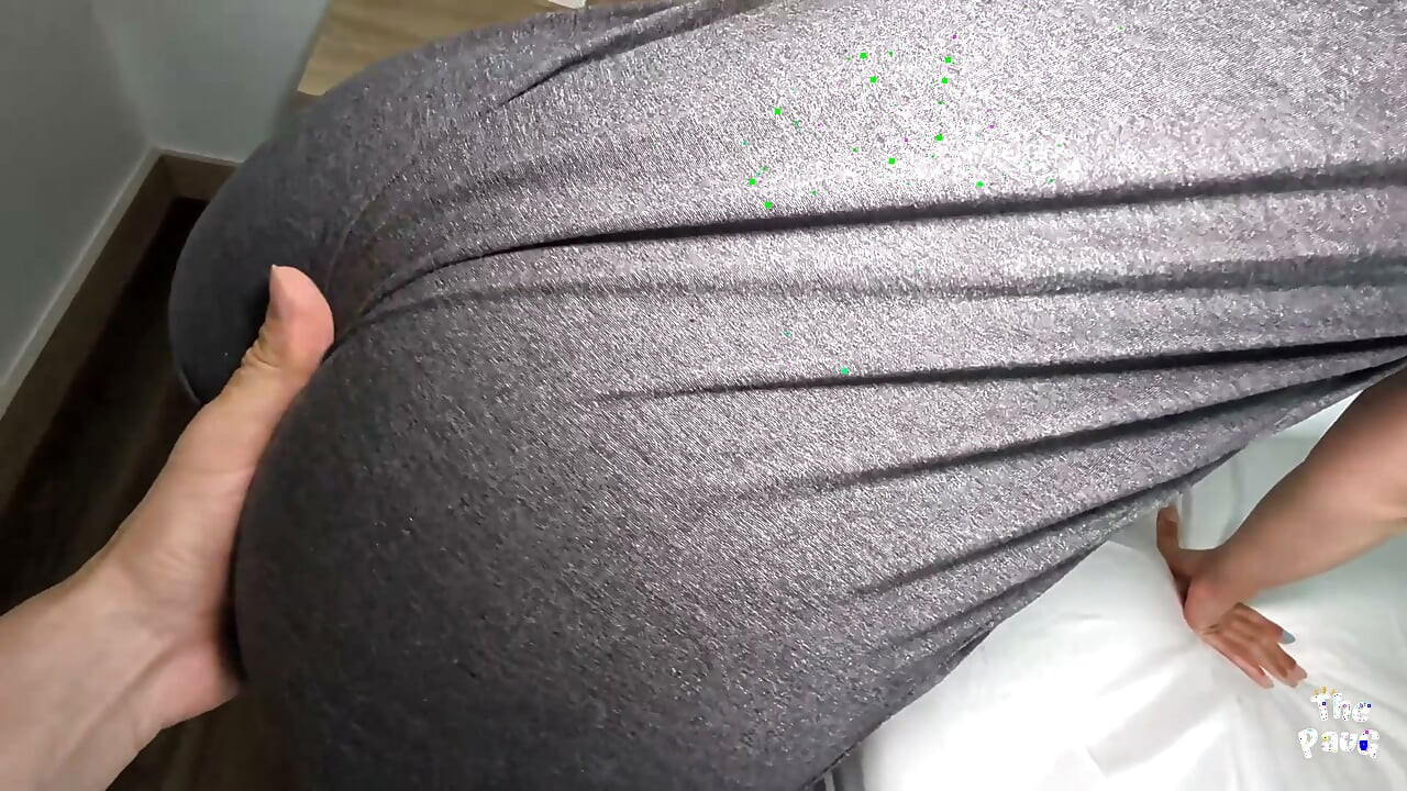 Sharing a hotel bed with big-ass blonde stepmom