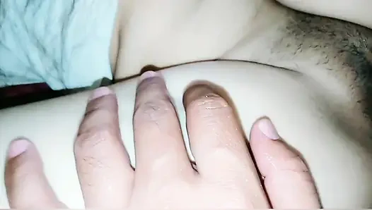 Hintli güzel kız arkadaşı ke sath chudai