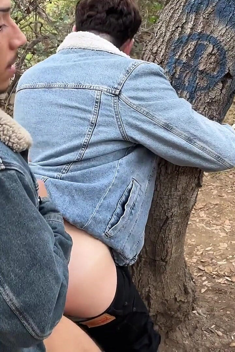 Hung Papi Butt Fucking Tree Huggers Gay Anal Cumshot Deep Breeding!