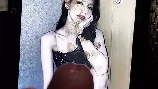 G-idle miyeon boşalma haraç
