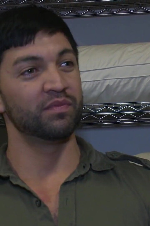 Dominic Pacifico: Grupno jebana od nepoznatih muškaraca