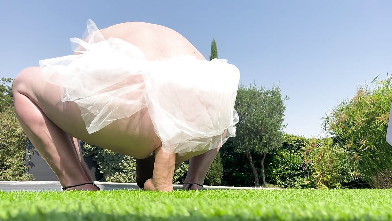 Dương vật giả lớn