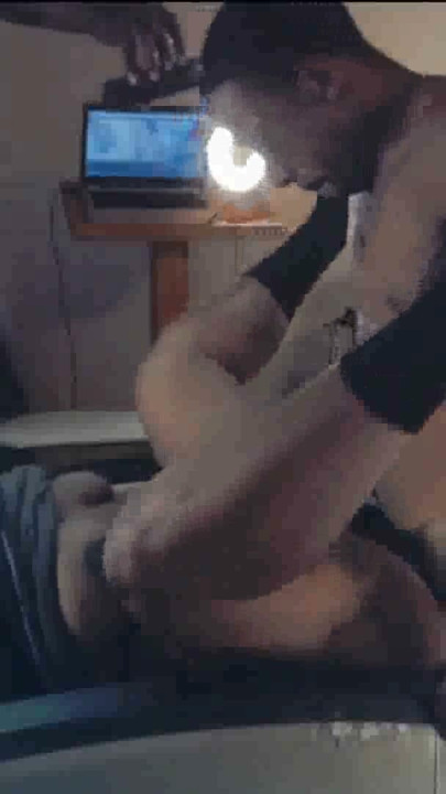Thot in Texas - Adama Daha Fazla Tombul Amcık - Sprey Yapıyor | Bölüm 2