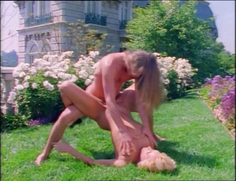 Outdoor Sexy Paradise Dream!