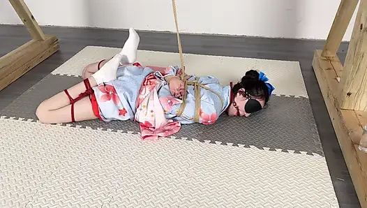 Versi klimaks dari memakai kimono di hari yang cerah