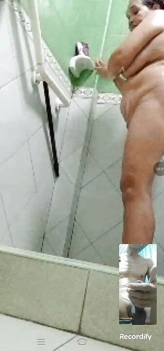 Videochamada com minha esposa LDR de Dubai.