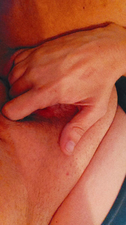 A lil first try at fisting