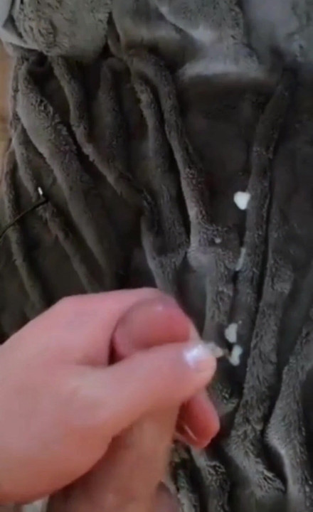 Σόλο άντρας με χύσιμο